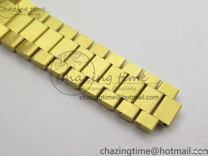 MiroTime 0305 Versatile Daydate 278288 31mm YG EWF Best Edition Green Malachite Dial Crystal Markers on YG President Bracelet ETA 2606